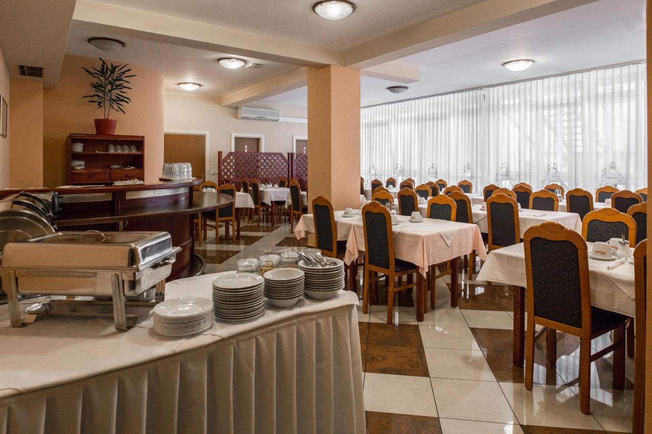 Hotel Carlstadt Karlovac Exterior foto